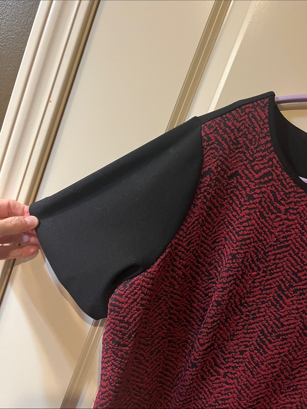 Red Pattern and Black Colorblock Midi Dress - Picture 3 of 9